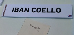 Unas muestras de cariño a Coello, que raro que no sea Pedro Angosto el que firma...